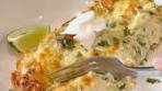 Easy Salsa Verde Chicken Enchiladas🤩 I love red enchiladas ...