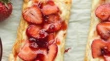 Easy Strawberry Cream Cheese Danish
