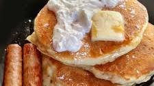 Fluffy Lemon Buttermilk Pancakes