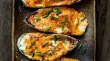 Garlic Cheese Baked Mussels