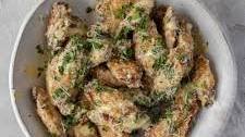 Garlic confit chicken wings