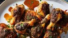 Garlicky Chicken With Herbs & Vinegar