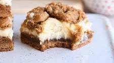 Gingerbread Cookie Cheesecake Bars