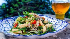 Hot and spicy Thai squid salad (Yam pra-muek)