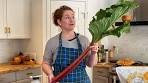 How to make a QUICK and EASY delicious Rhubarb Crisp ...