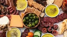 How to Make an Epic Charcuterie Board