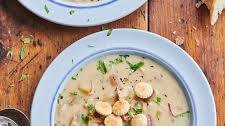 How To Make Easy New England Clam Chowder