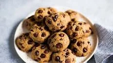 Keto Chocolate Chip Cookies
