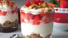 Keto Granola & Berry Parfait with Skyr Cream