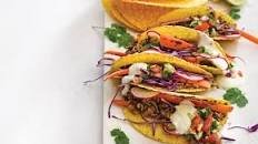 Lamb tacos with yoghurt drizzle