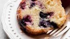 Lemon Berry Yogurt Cake