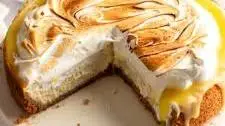 Lemon Meringue Cheesecake (W/ Lemon Curd)