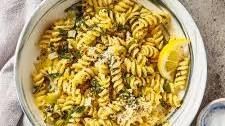 Lemony Leek and Spinach Pasta