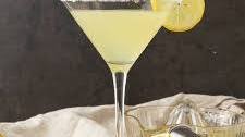 Limoncello Lemon Drop ( Limoncello Cocktail )