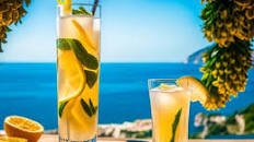 Limoncello Spritz Amalfino Ricetta • AlPassoFood