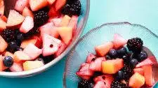 Macedonia, Italian fruit salad with sugar and lemon