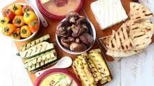 Mediterranean Grilled Vegetable & Hummus Plate