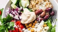 Mediterranean Quinoa Bowl