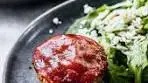 My go-to dinner for busy nights! These mini meatloaf muffins ...