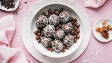 Nesquik® Cereal Coconut Energy Balls