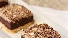 No-Bake Kit Kat Squares