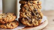 Oatmeal Chocolate Chip Raisin Cookies