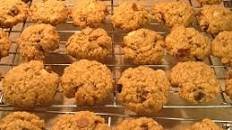 Oatmeal Raisin Walnut Cookies