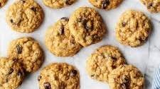 Perfect Oatmeal Raisin Cookies