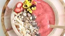 Pink Smoothie Bowl