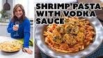 Rachael Ray Makes Pasta with Vodka Sauce & Shrimp | 30 ...