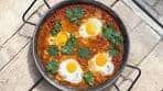 RECETTE #74 - Shakshuka, tomates & poivrons, oeuf ...