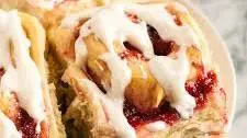 Recipe: Strawberry Jam Sweet Rolls