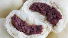 Red Bean Buns (Dou Sha Bao, 豆沙包)
