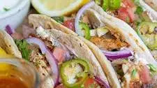 Roast chicken tacos • RECIPE for the tastiest chicken tacos