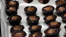 ROLO® Sweet & Salty Caramel Brownie Bites