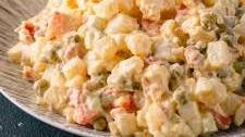 Russian Potato Salad (Салат Оливье)
