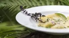 "Schlutzkrapfen" – pasta filled with spinach and ricotta