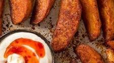 Seasoned Baked Potato Wedges