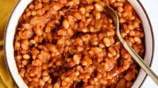 Simple Homemade Maple Baked Beans