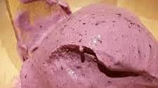 Skyr ice cream (Icelandic blueberry-style)