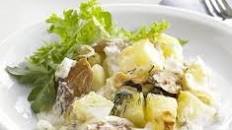 Smoked mackerel & potato bake