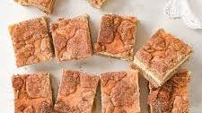 Snickerdoodle Cheesecake Bars