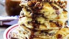 Snickers Pancakes