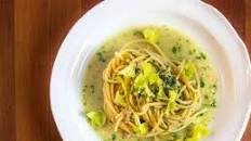 Spaghetti With Canned-Clam Sauce Recipe