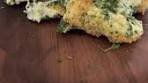 Spinach and ricotta stuffed chicken . For the Filling:▪️1 tsp ...