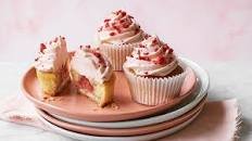 Strawberry shortcake cupcakes