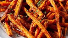 Sweet Potato Fries (Crispy Baked)