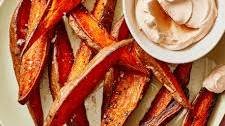 Sweet Potato Fries With Sriracha Dip