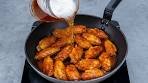 The tastiest chicken wings in the world - with beer, into the pan