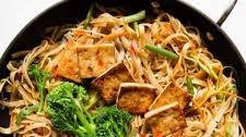 Tofu Stir Fry Noodles with Dried Plum Sauce